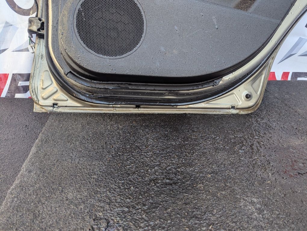 Задні праві двері kia ceed 1 кузов хетчбек колір А3