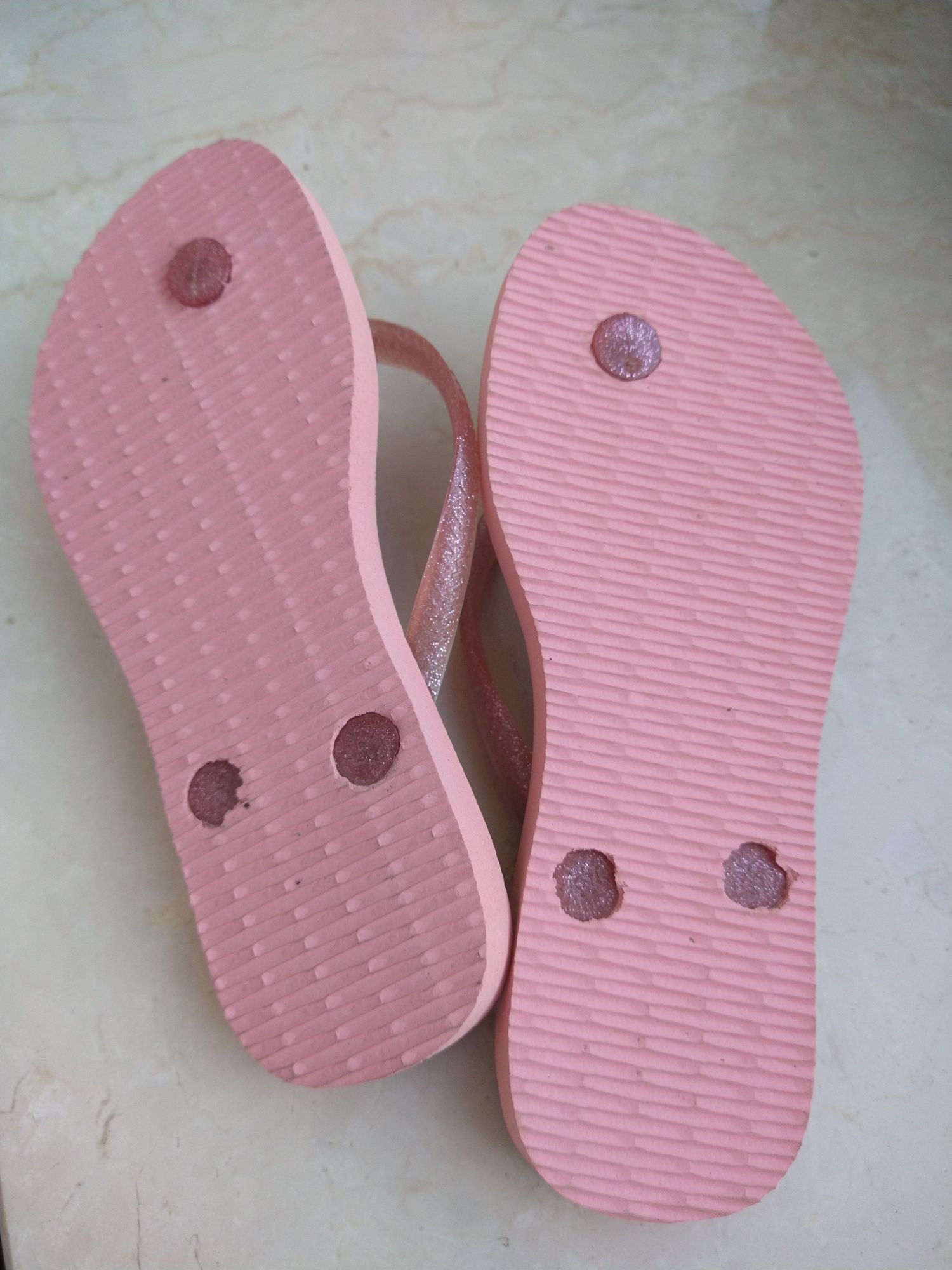 Вьєтнамки  нові 29-30 р.для дівчинки фірми havaianas