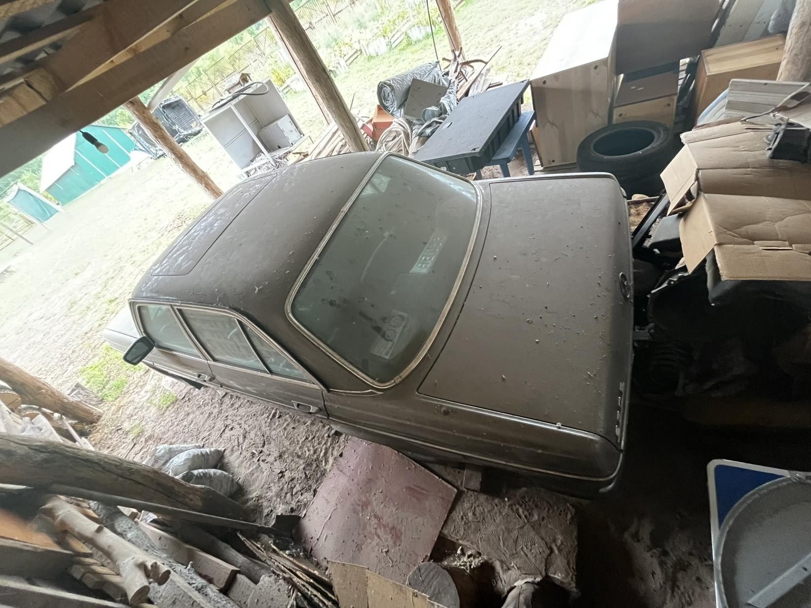 Продам легенду 123 mercedes