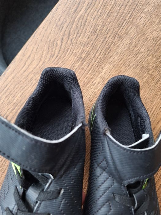 Chuteiras Kipsta tamanho 29, seminovas