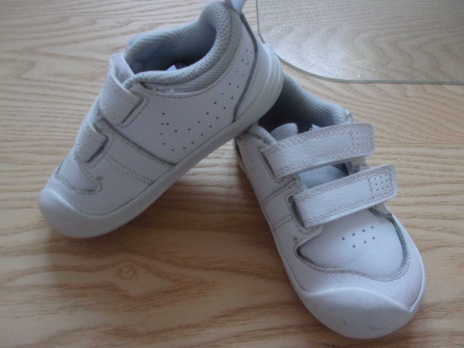 Butki dziecięce Nike rozmiar 23