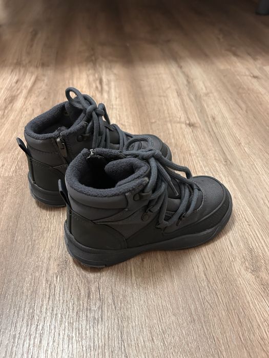 Взуття Zara дитяче 27 р