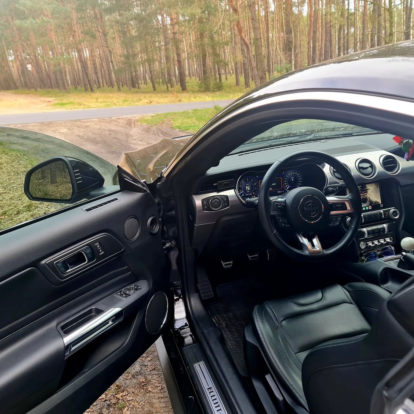Ford Mustang Bullitt Stan kolekcjonerski full ppf recaro manual 2kpl kol lato/zima