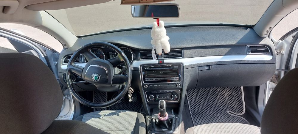 Продам Skoda Superb 2012