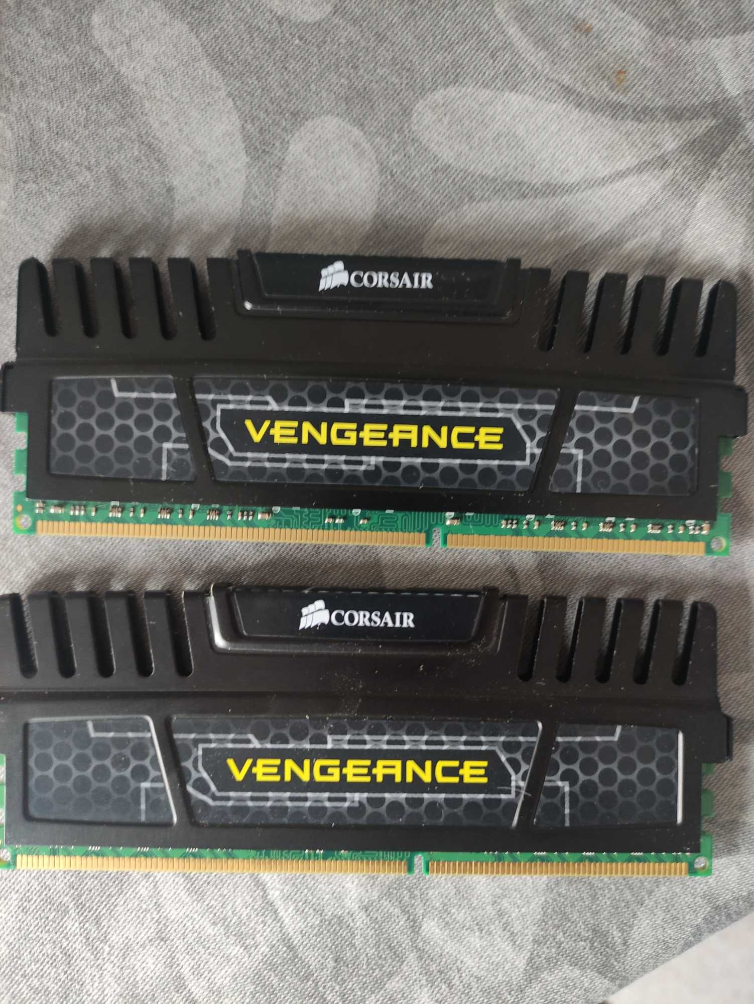 Memórias DDR3 8Gb [2x4Gb] Corsair Vengeance