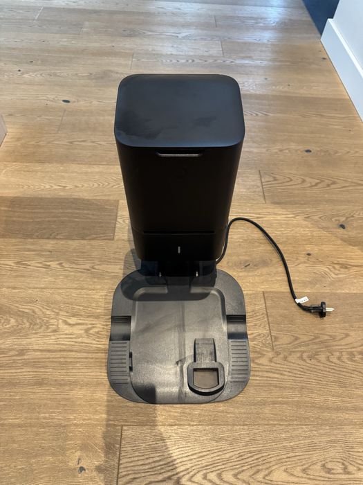 iRobot Roomba i7
