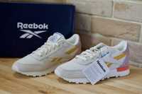 Жіночі кросівки reebok classik 37.5 розмір