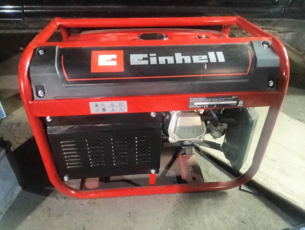 Генератор Einhell TC-PG 25/1/E5 2.1-2.4кВт