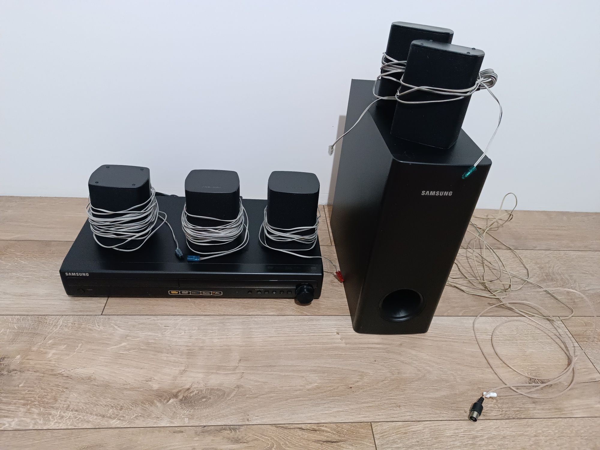 Kino domowe Samsung HT-Z110