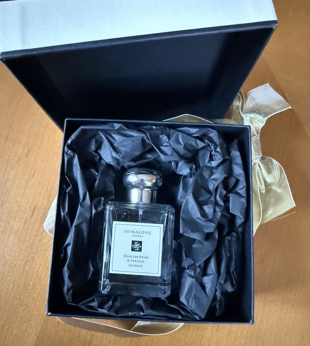 Нішева парфумерія. JO MALONE LONDON English Pear&Freesia