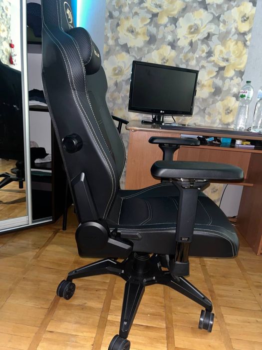 Крісло геймерське Cougar Armor EVO Royal Black