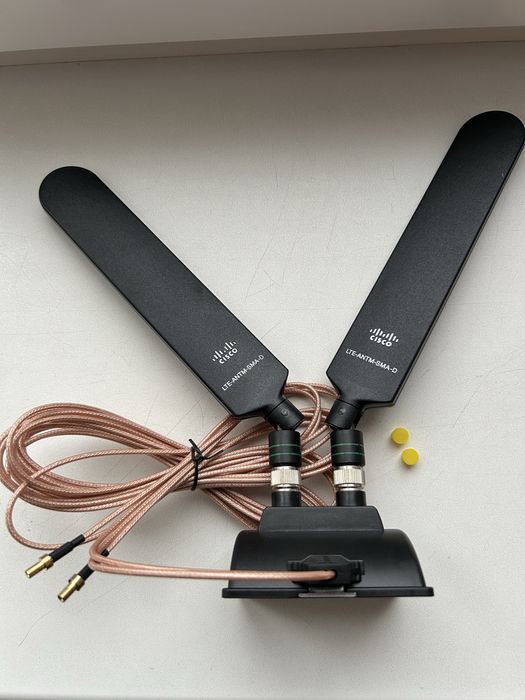 Антена Cisco LTE-ANTM-SMA-D (23 см, RG316 3 м, магнітна підставка)