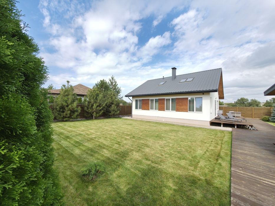 Продажа дома с ремонтом,  Новоалександровка