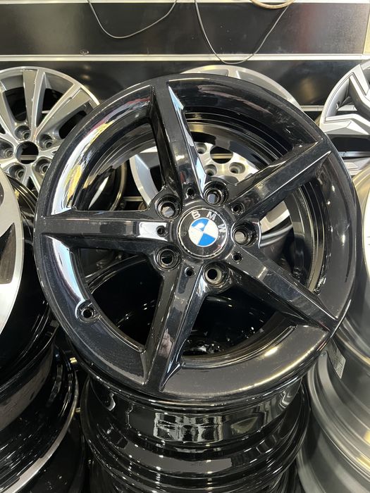 Jantes bmw serie 1 16 5x120 black