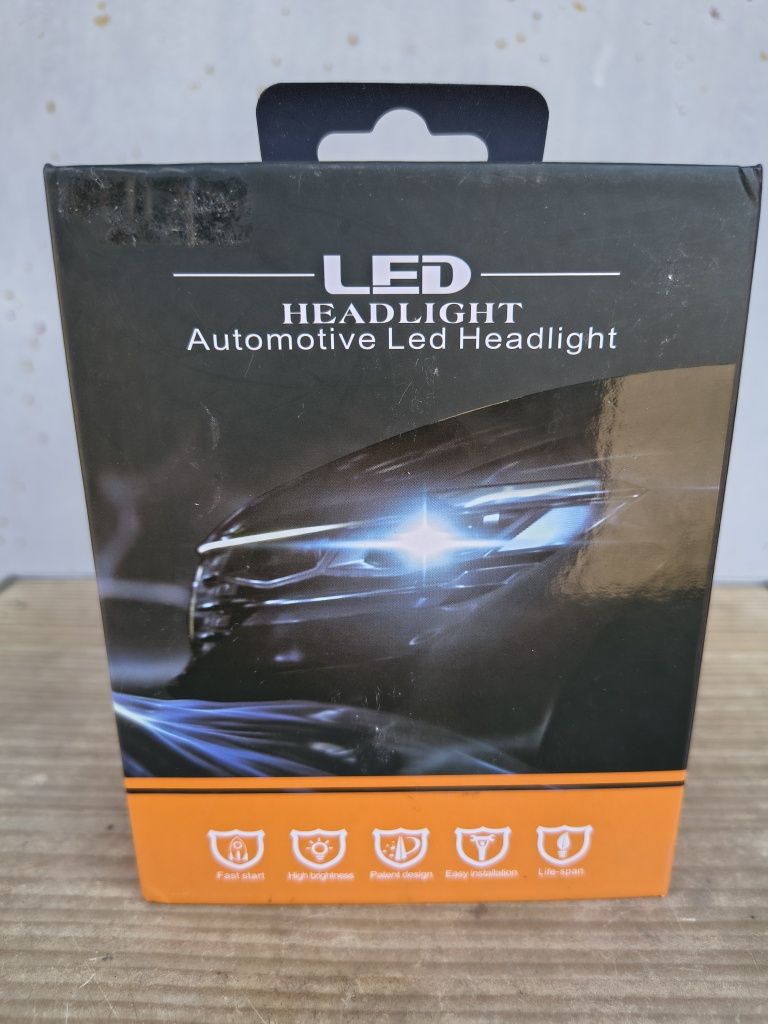Продам Led лампи Headlight з цоколем Н7