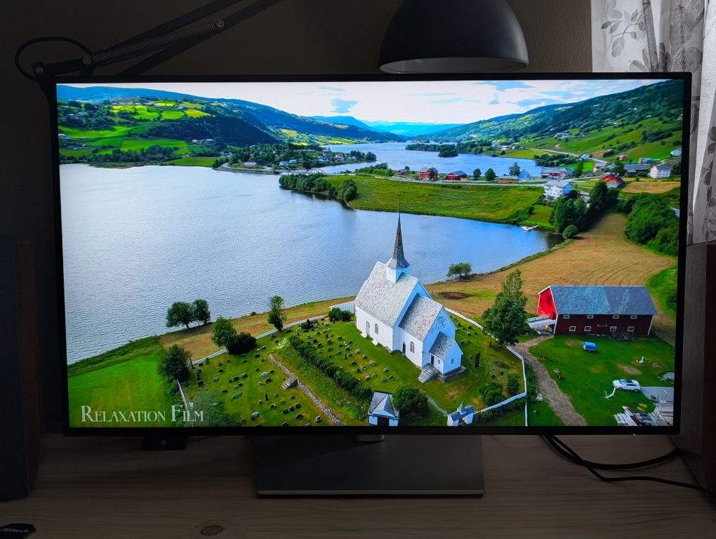 Monitor Dell UltraSharp 27' U2722DE 2K IPS Pivot Dock