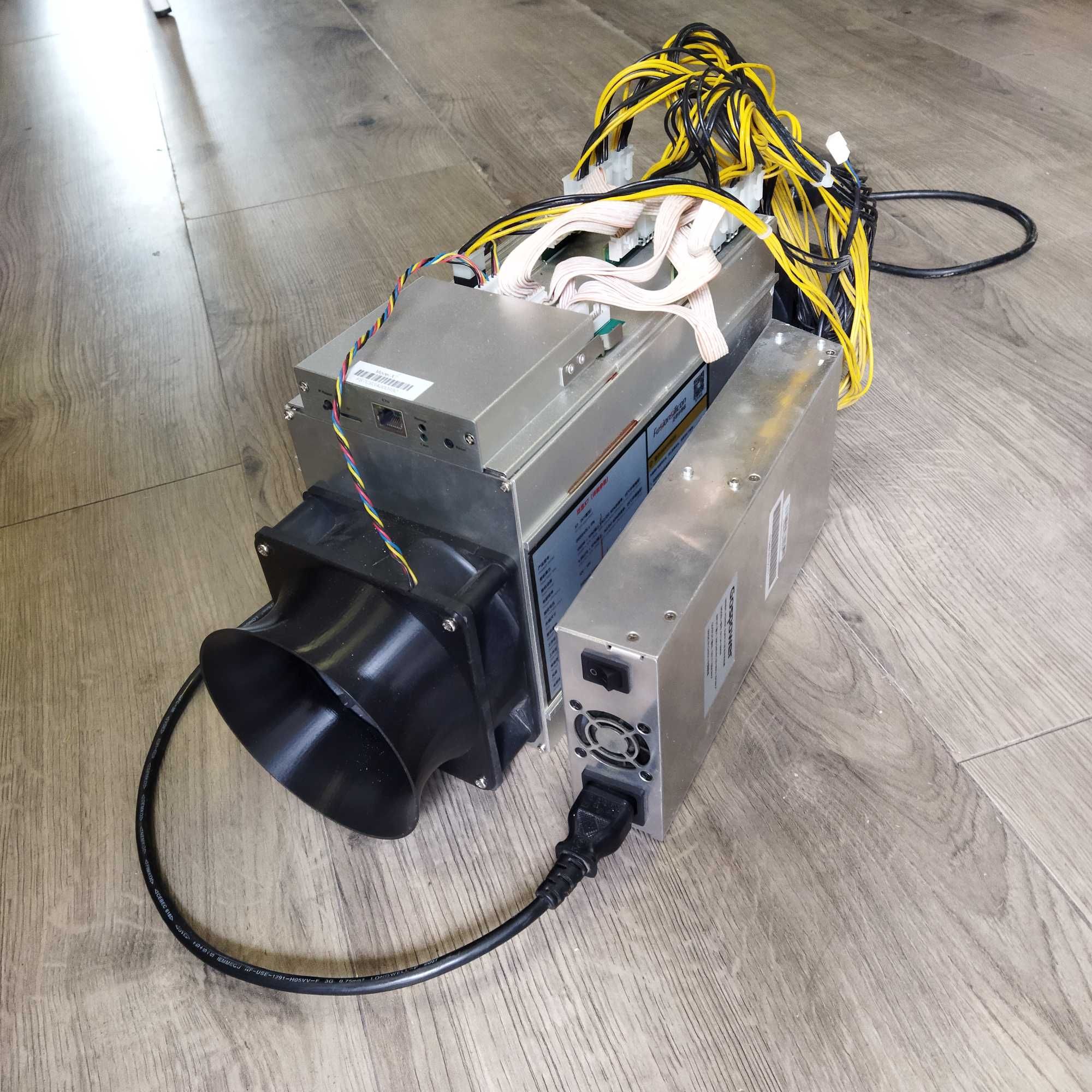 Koparka do kryptowalut Fusion Silicon X7 Fotowoltaika automonsumpcja