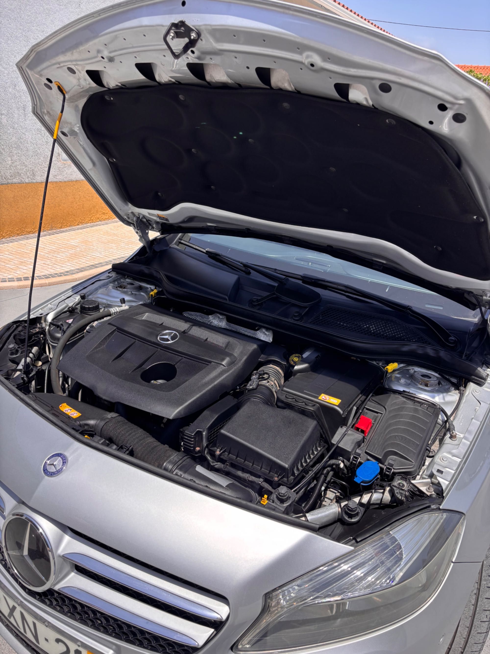 Mercedes Benz A180
