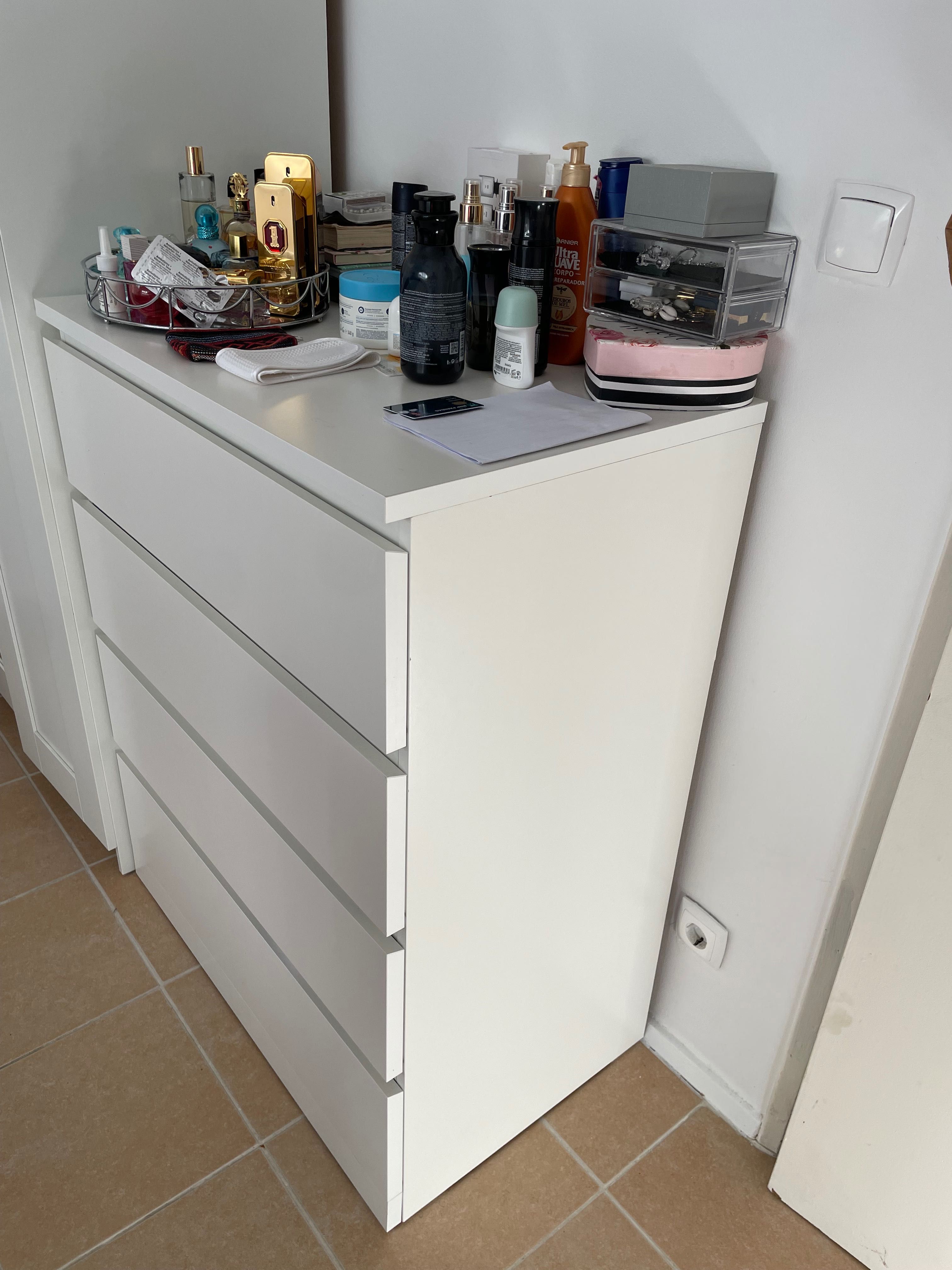 TV, Office Chair, Table, Wardrobe Drawer, PlayStation 4