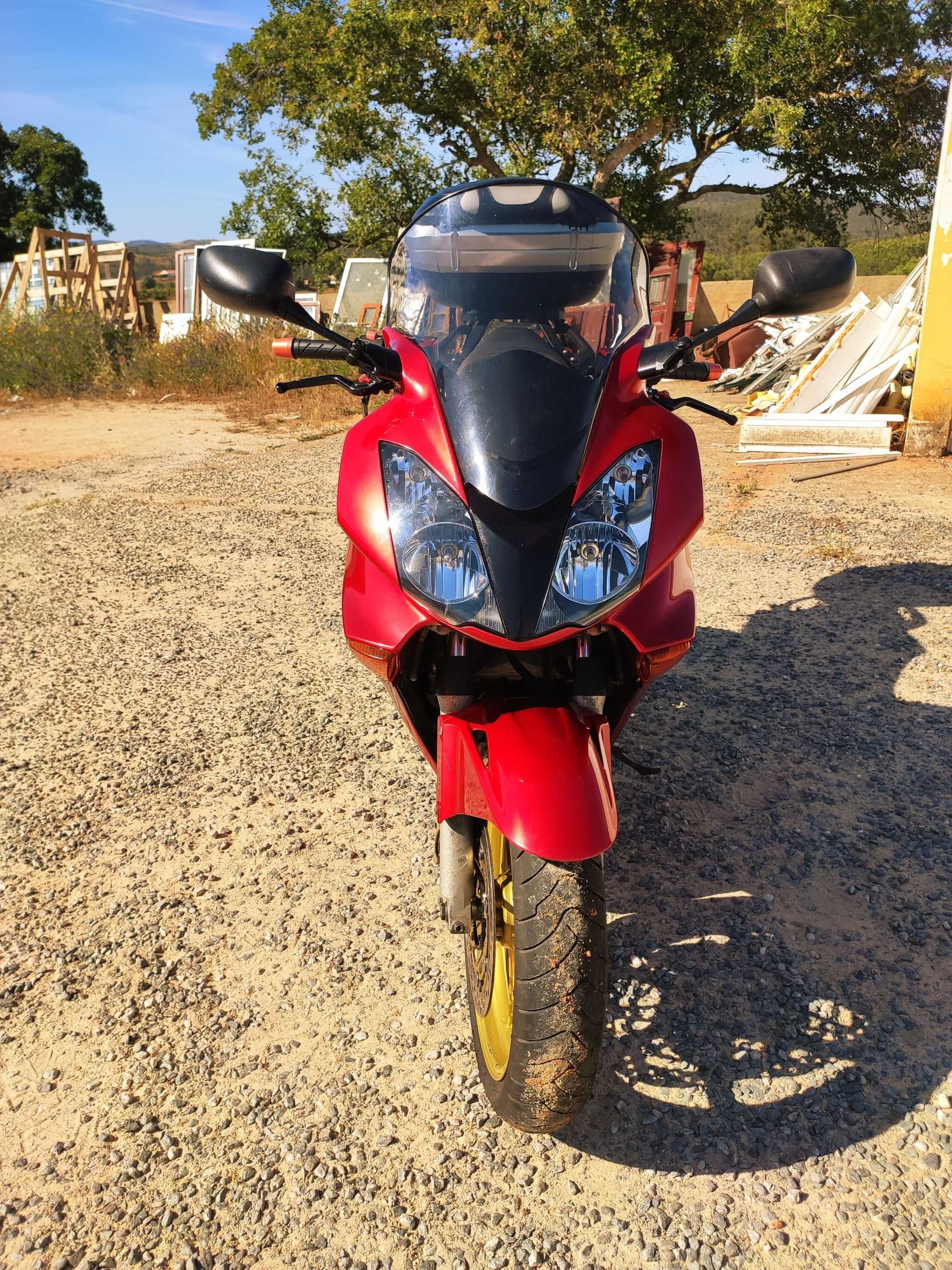 Honda VFR 800 VTEC