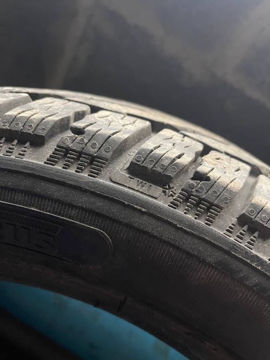 Комплект зимової резини 185/60 R15 Taurus