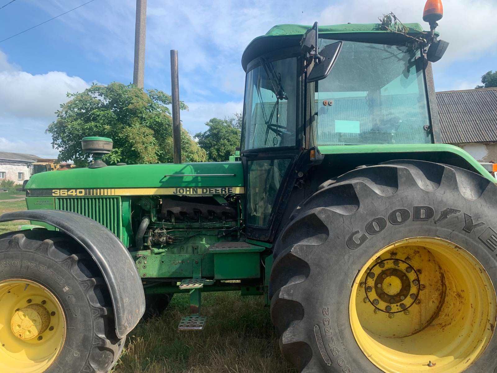 John Deere 3640 , 120 HP,