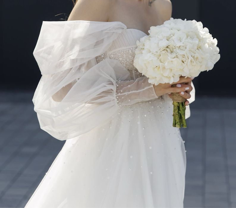 Весільна сукня айворі