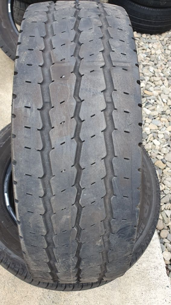 215/70 R15C 4шт  Continental (Континенталь) Авторезина, шини.