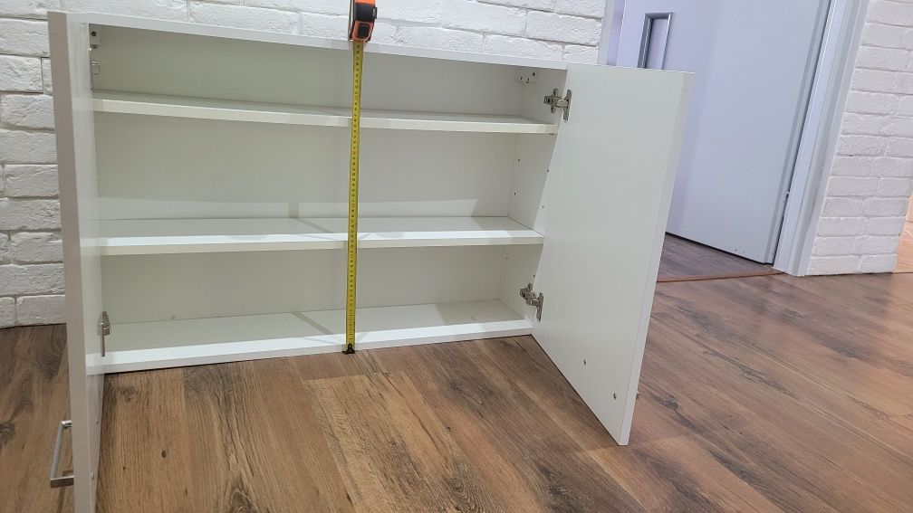 Szafka lazienkowa wiszaca
