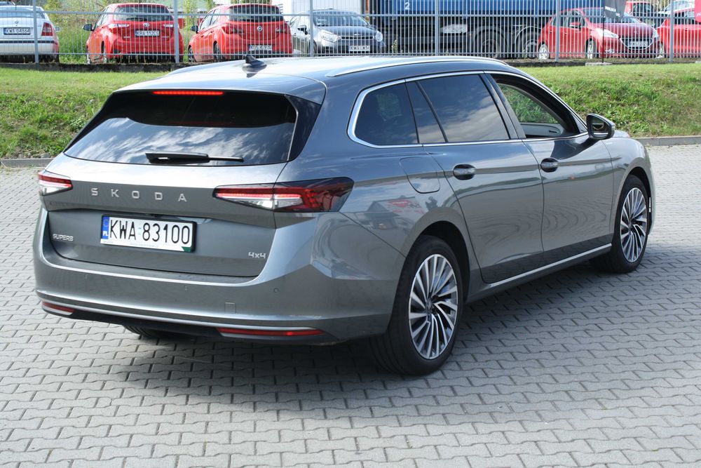 Skoda Superb Combi L&K 2024