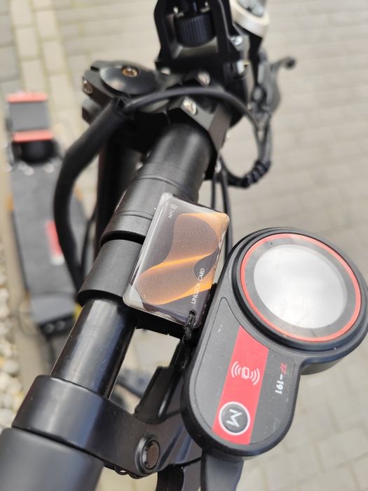 Sprzedam hulajnogę elektryczną