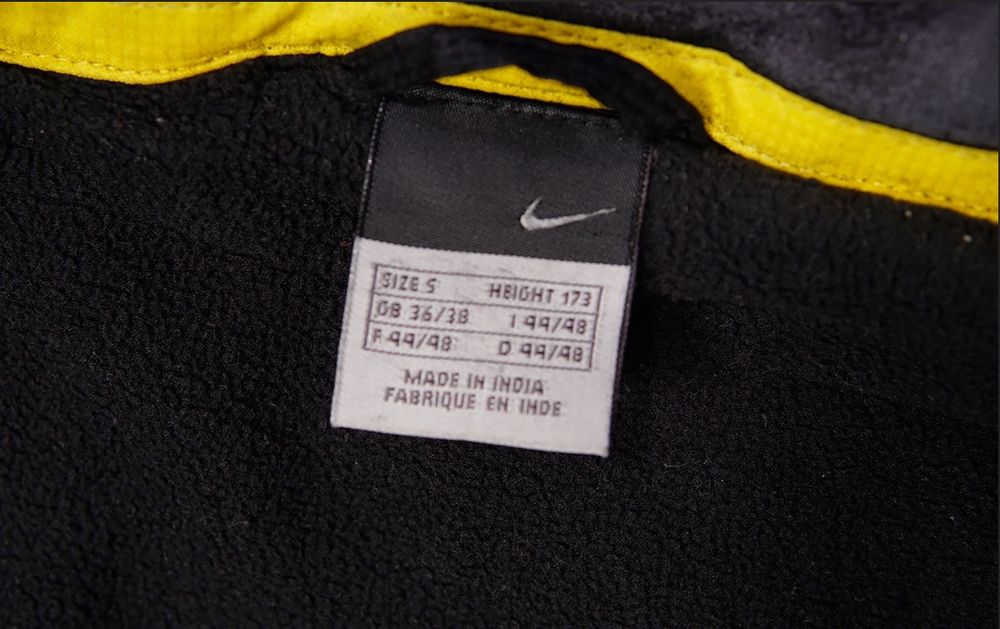 Borussia Dortmund winter jacket Nike S ultra rare matchworn