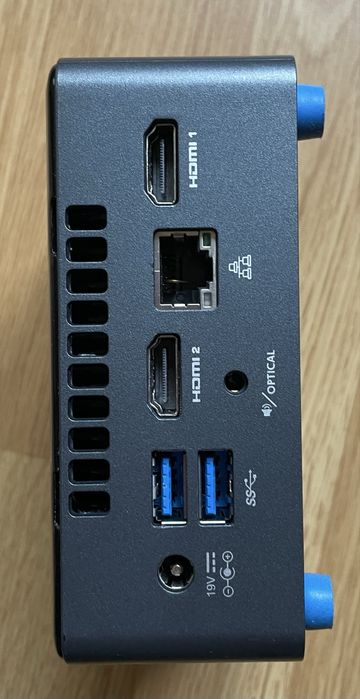 Міні РС. Intel NUC model: NUC7JY