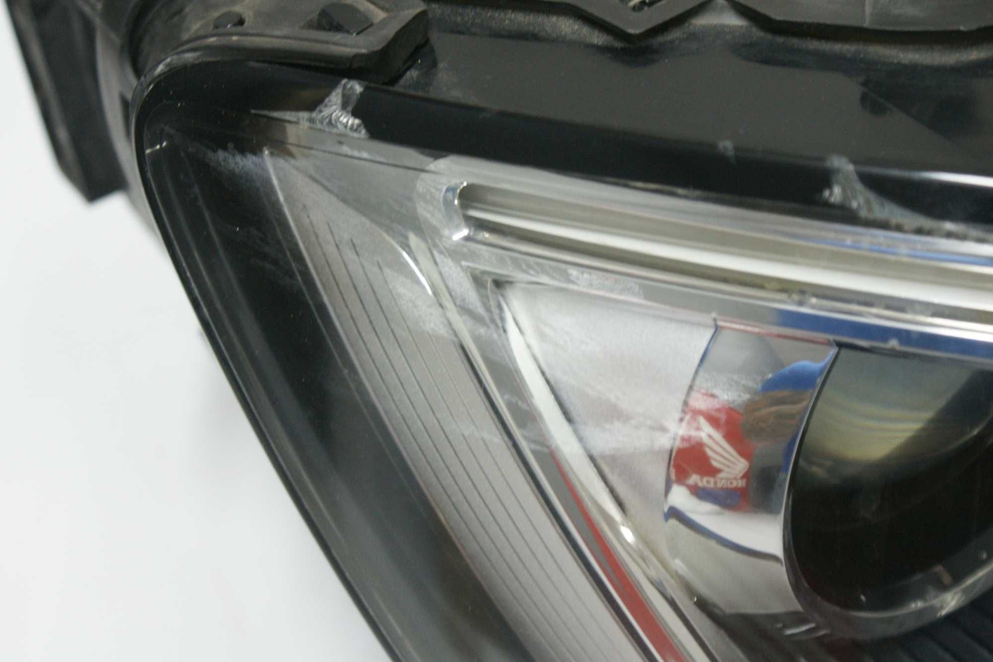 Lampa przednia przód prawa reflektor OE AUDI A3 8V0