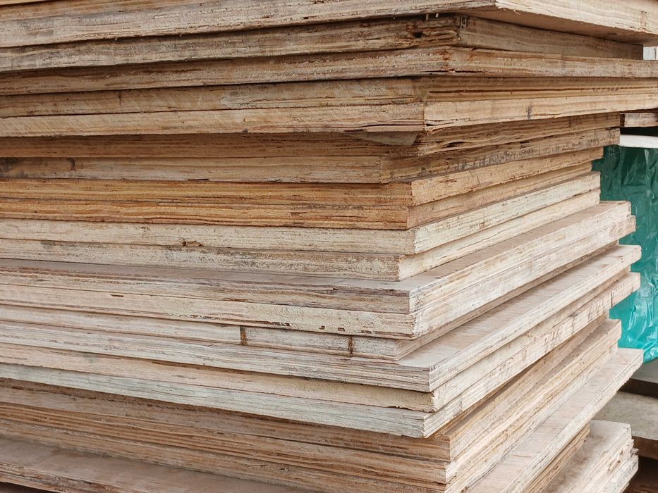 Фанера 503x503мм 19мм