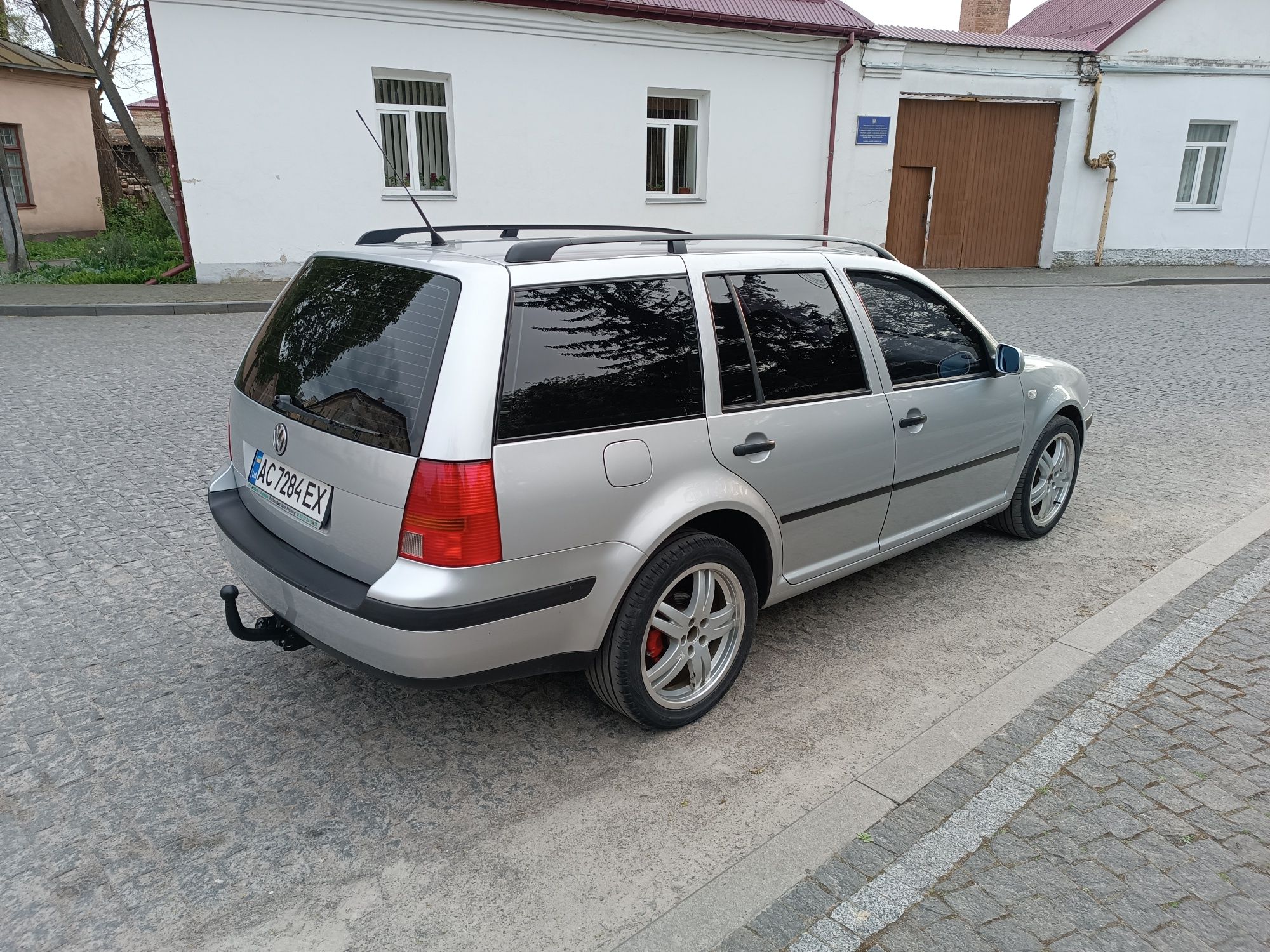 Продам авто Volkswagen Golf 4