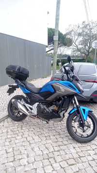 Honda NC 750X 2020 revisada + 3 malas + extras