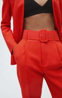 Червонi класичні штани Zara з височезною посадкою XS
