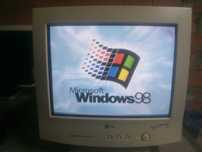 Monitor de computador CRT LG Studioworks 552V 15"