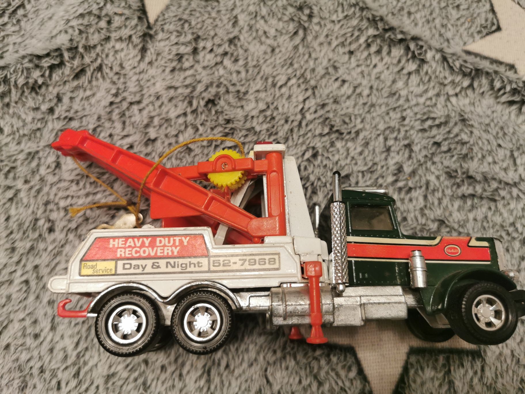 Matchbox peterbilt super kings pojazd