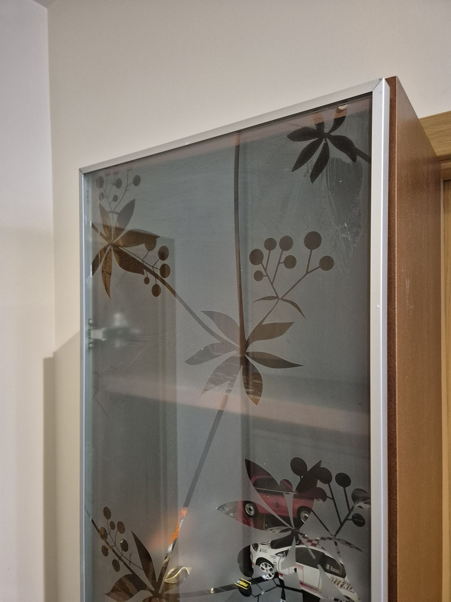 IkEA Słupek do pokoju na kiażki