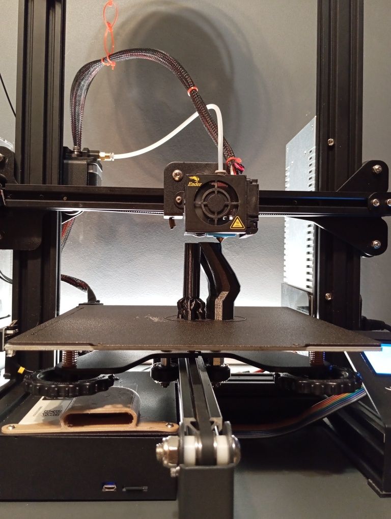 Drukarka 3D Ender 3 Creality + 2 stoły i filament