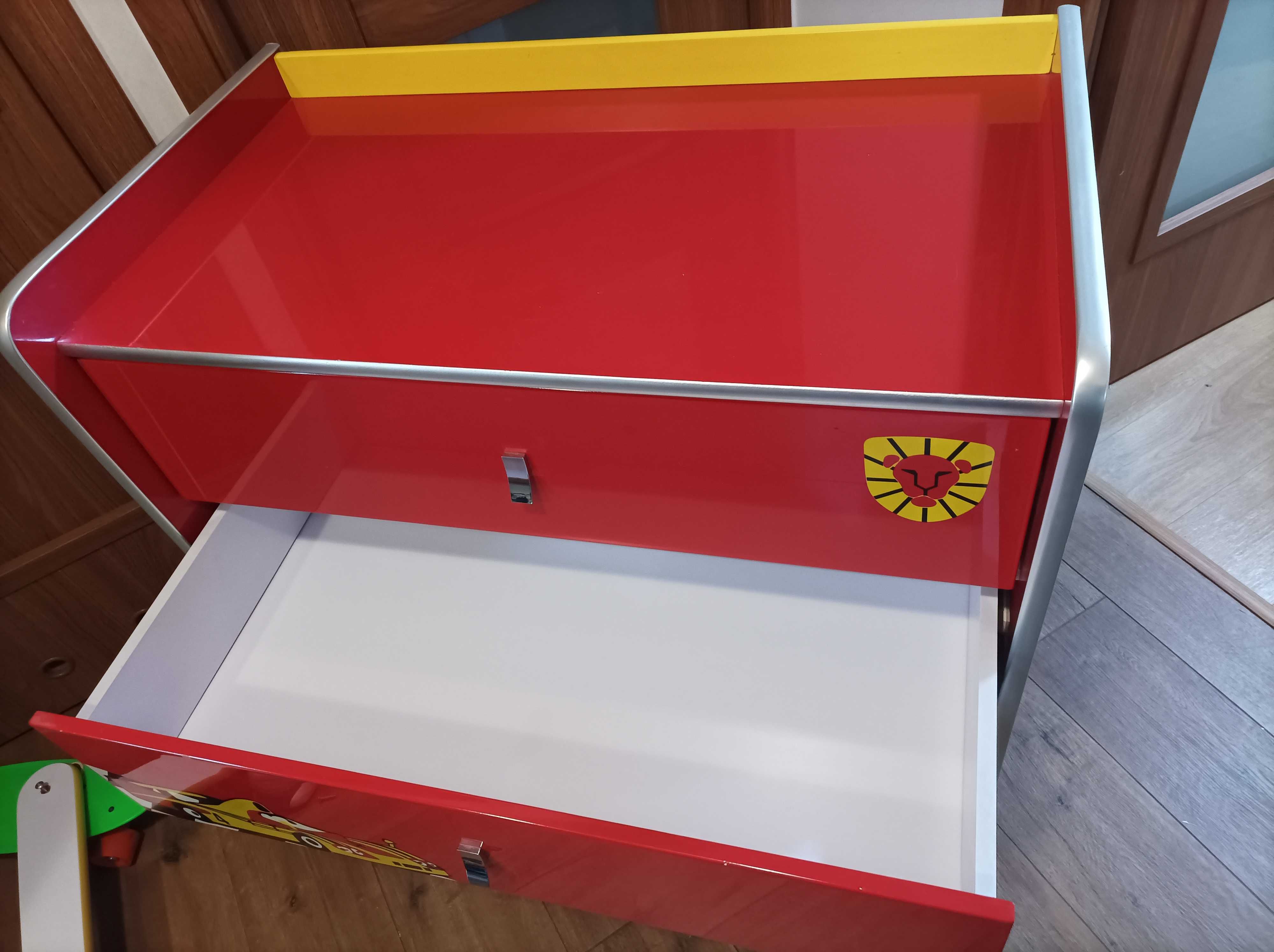 Meble dziecięce Ferrari - Szafa, Komoda, Biurko, Regał, mały schowek