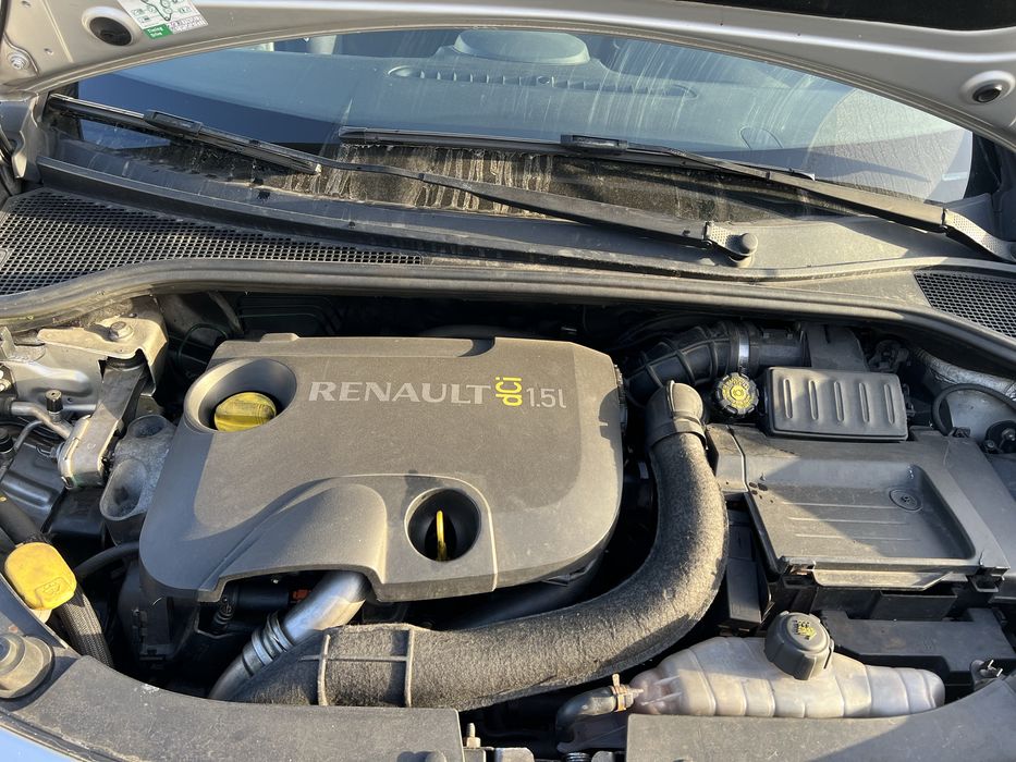 Estou a vender Renault Clio 1.5 DCI