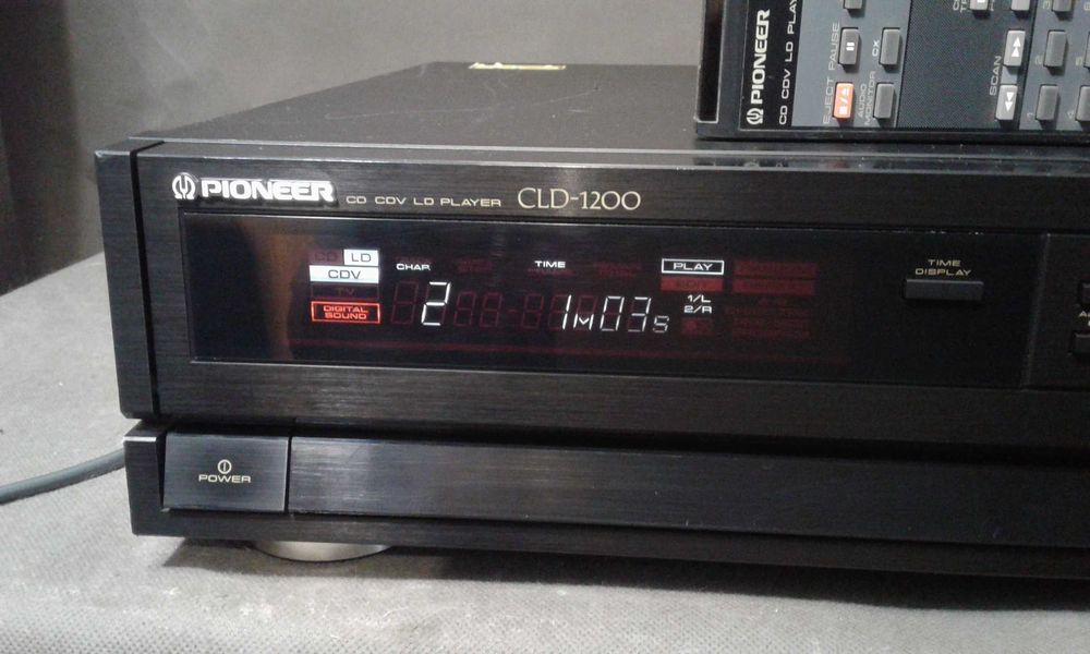 PIONEER CLD- 1200,pilot, odtwarzacz  laser disk