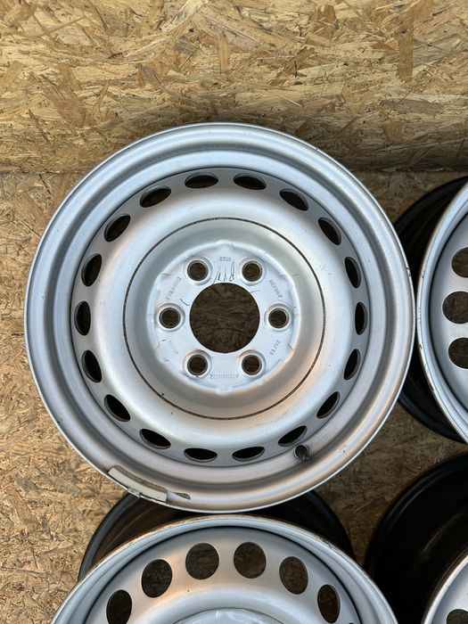 Диски6/130 R16 ET62 цо(діа)84.1 титани диски