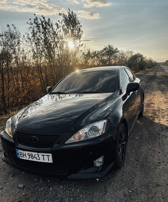 Lexus is250 на ПОЛНОМ приводе срочно