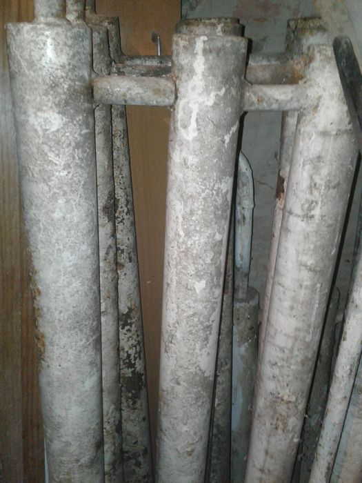 Радіатори металеві. Радіатори круглі. Батареї чугунні круглі.