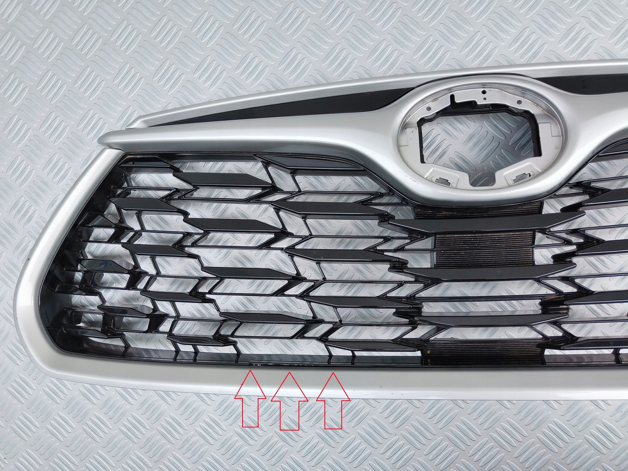 Toyota Highlander Grill Atrapa przód oryginał Usa