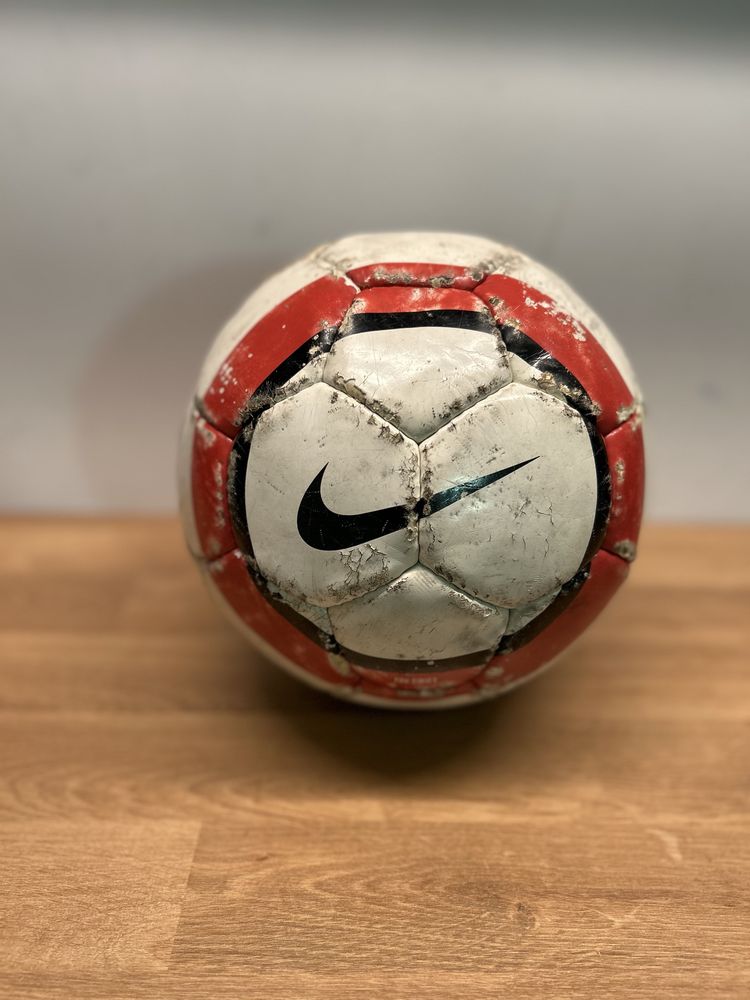 Pilka nozna nike total 90 t90